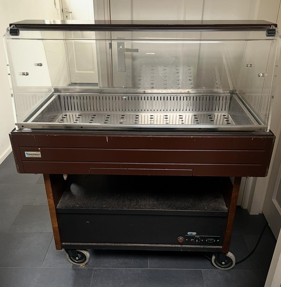 Te koop vintage koelvitrine