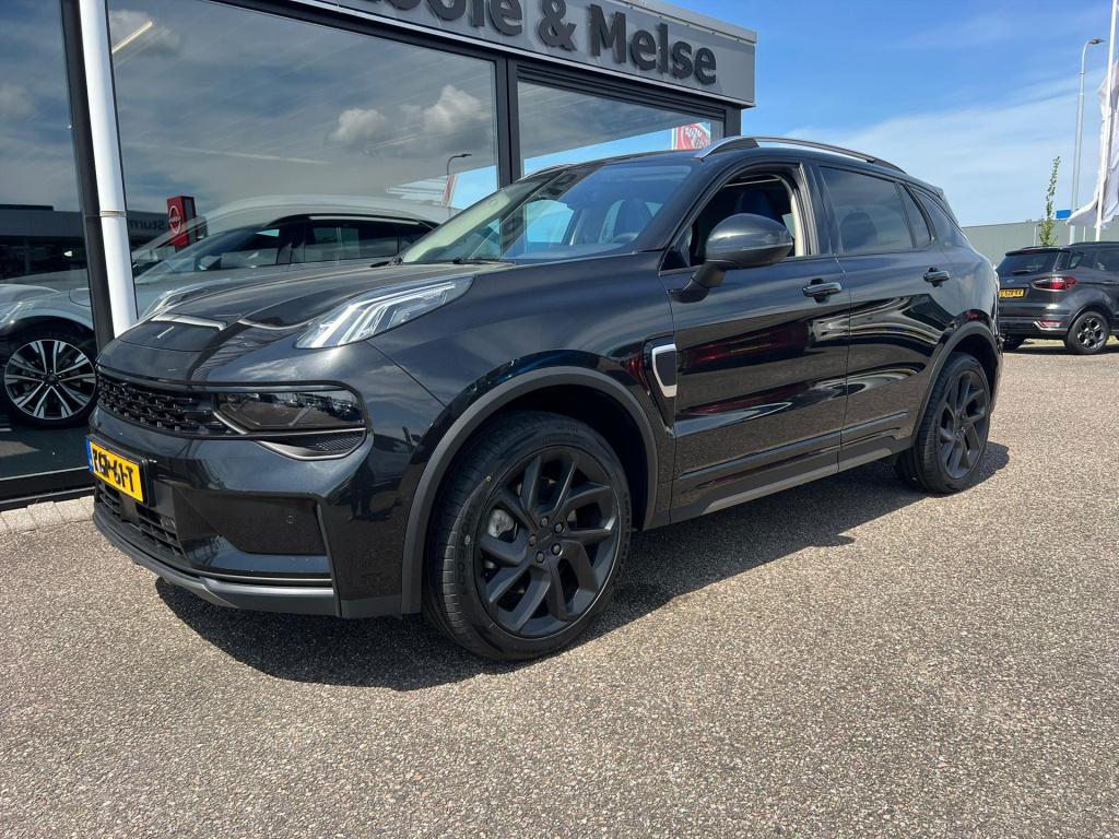 Lynk & Co 01 1.5td 261pk phev 7dcth , black edition , panoramadak, 360gr ca