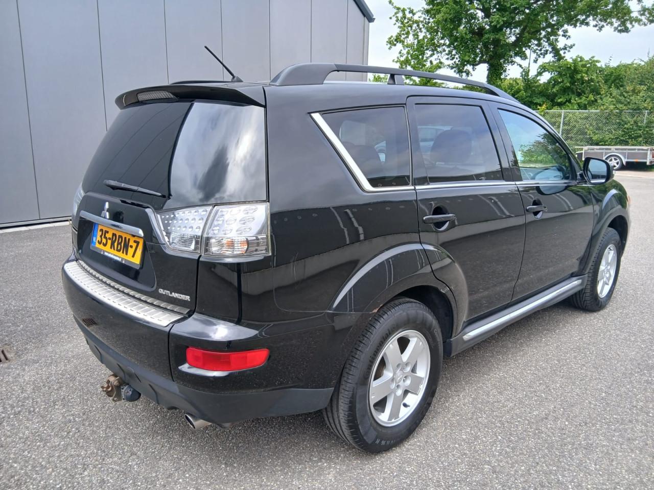 Mitsubishi Outlander 2.0 Intro Edition