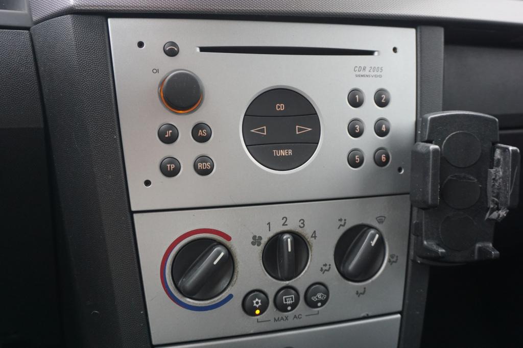 Opel Meriva 1.6-16v cosmo automaat - airco / elektr. ramen / trekhaak / lm 