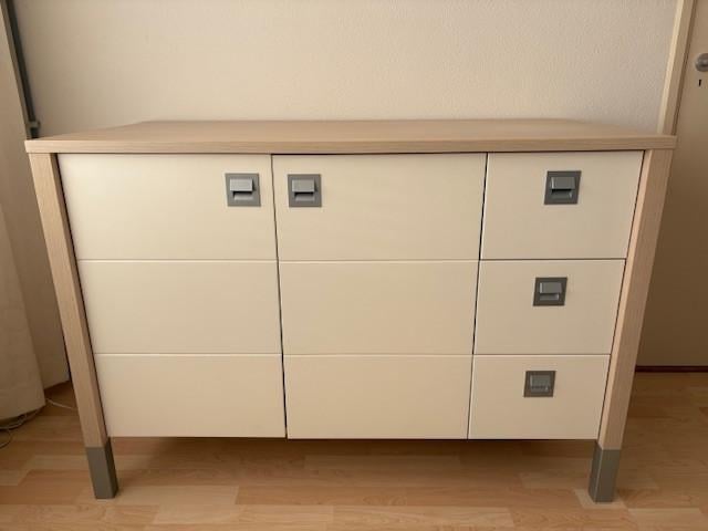 Vroomshoop Linea, commode, wandplank en kast