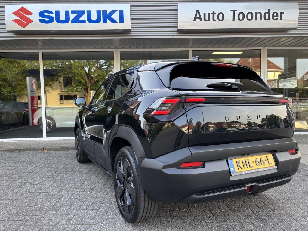 Suzuki E Vitara style 61 kwh
