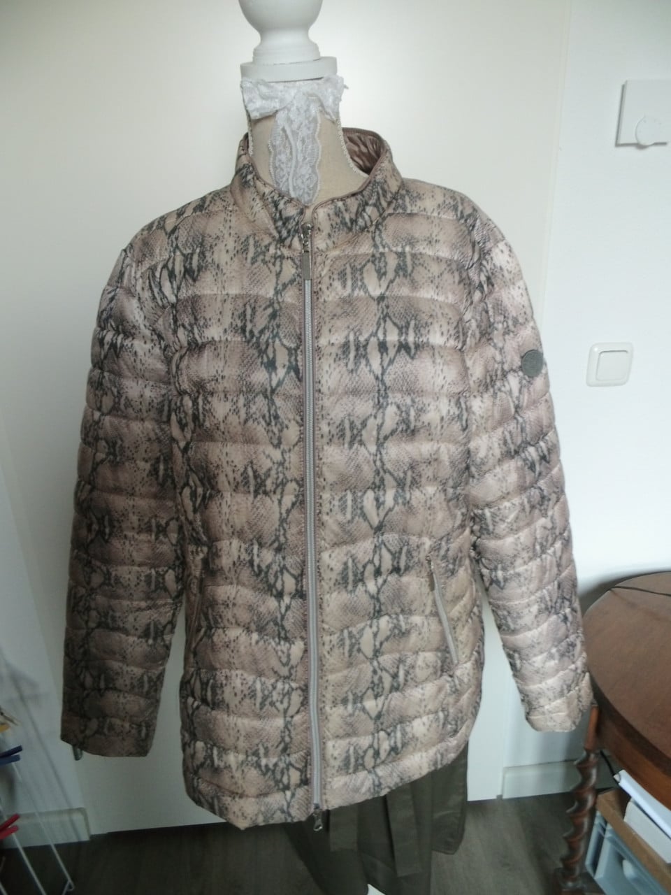 Jas van Greene Goose maat 46.
