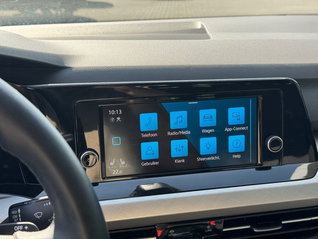 Volkswagen Golf 1.0 etsi life * camera * stoel + stuur verwarming * acc