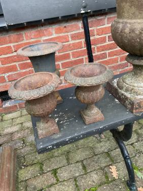 Gietijzeren tuinvazen