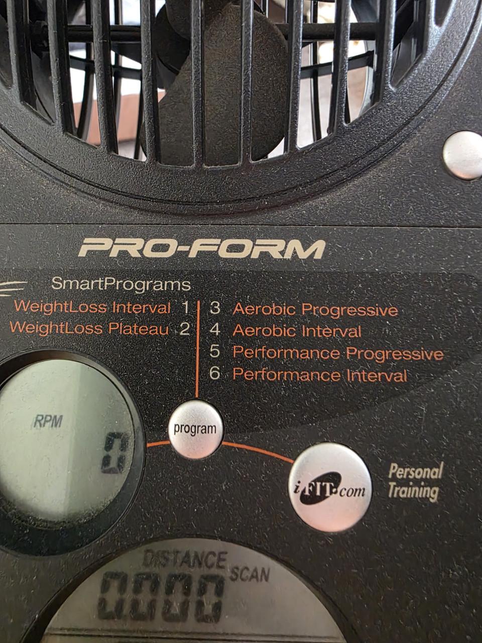 Crosstrainer ProForm 565 EKG Crosstrainer – degelijk kwaliteitsapparaat