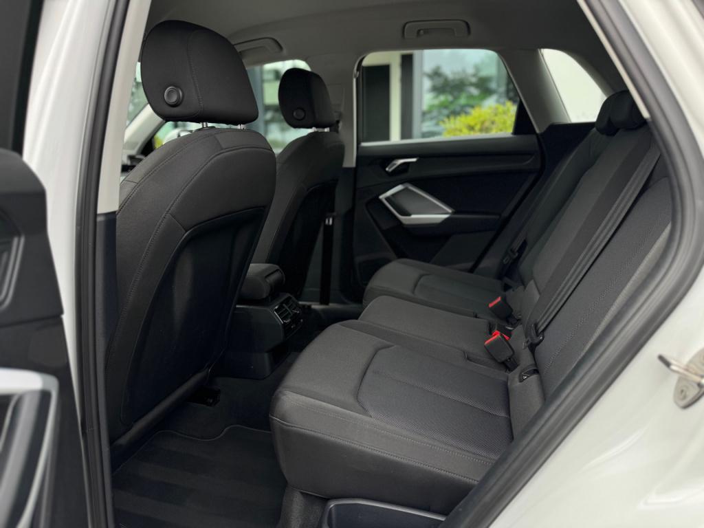 Audi Q3 35 tfsi advanced * matrix led * keyless * stoelverwarming * virtual