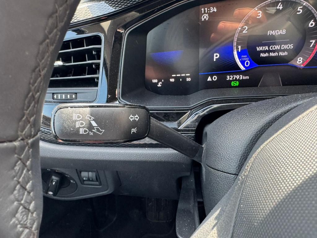 Volkswagen Polo 1.0 tsi life edition