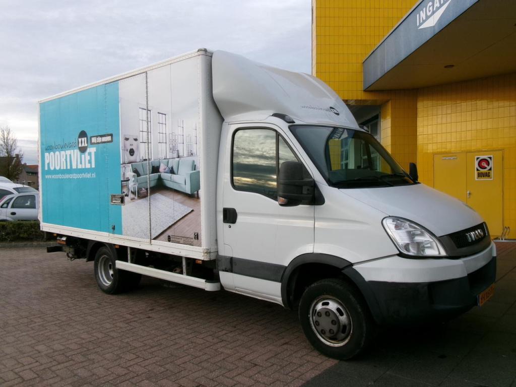 Iveco Daily 35c13 3-zits bakwagen + laadklep euro-5