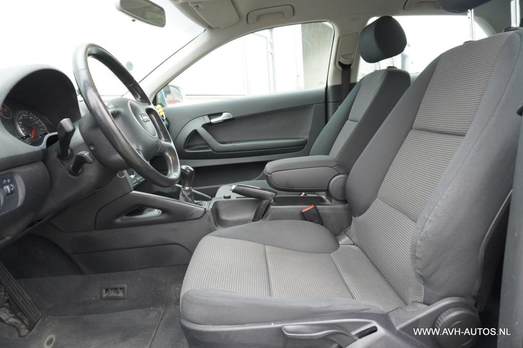 Audi A3 1.6 attraction