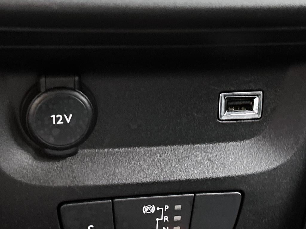 Citroen C3 110pk automaat shine | rijklaar | keyless entry | camera | clima
