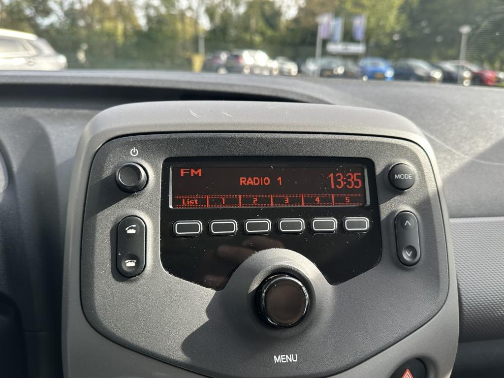 Peugeot 108 1.0 e-vti 72pk 5d active airco | bluetooth bellen & muziekstrea