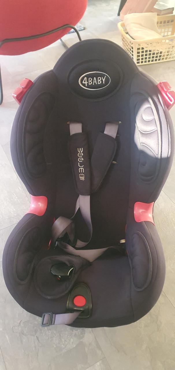 Autostoeltje groep 1&2 9-18 kg en 15-25 kg