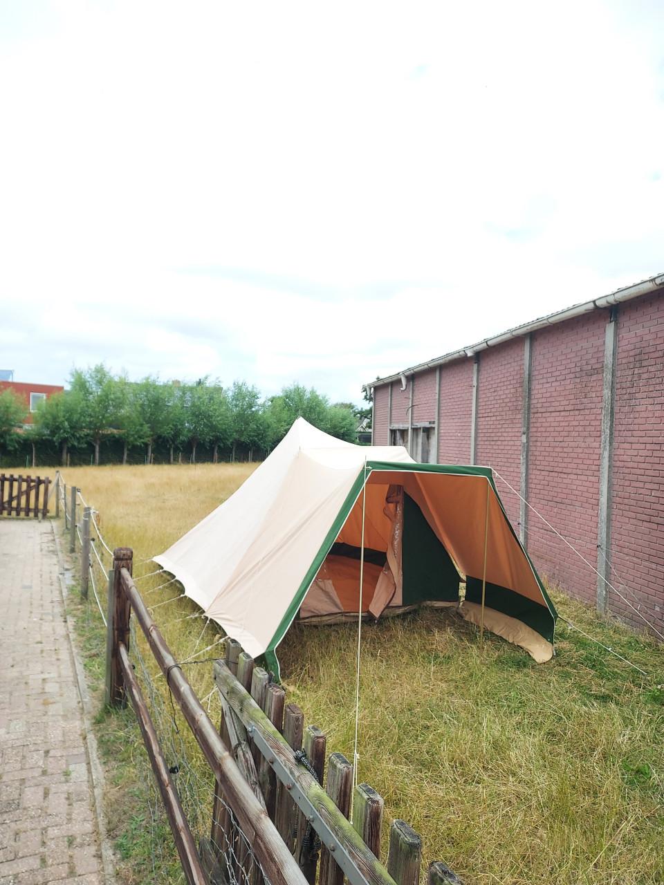 Piramide tent biesbosch