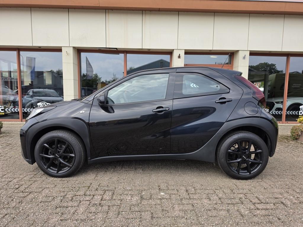 Toyota Aygo x 1.0 vvt-i mt play | adap cruise contr| nap | nieuwe velgen & 