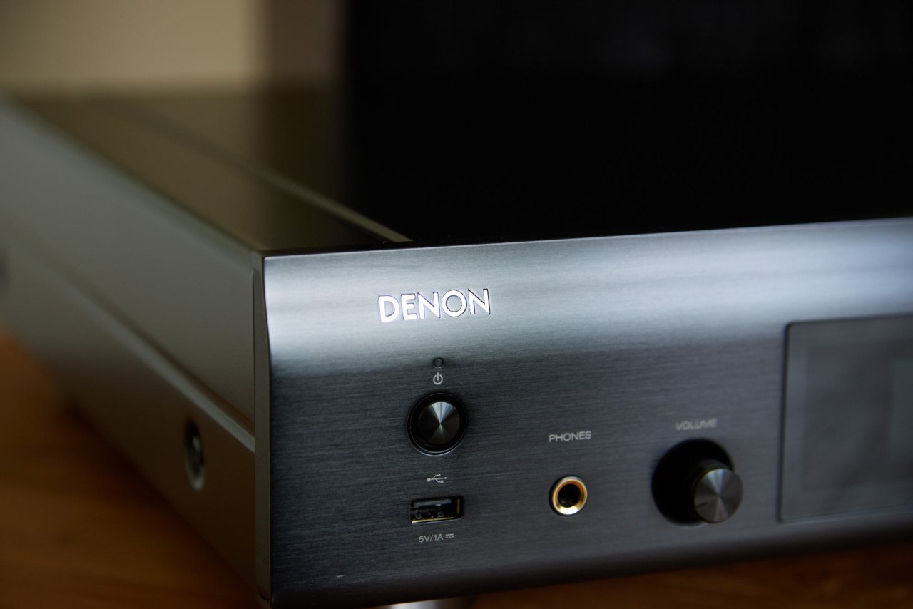 Denon DNP-2000NE streamer/DAC/voorversterker, zwart