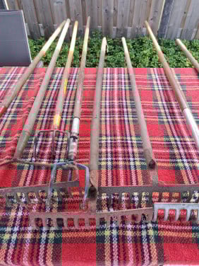 Tuingereedschap harken etc.