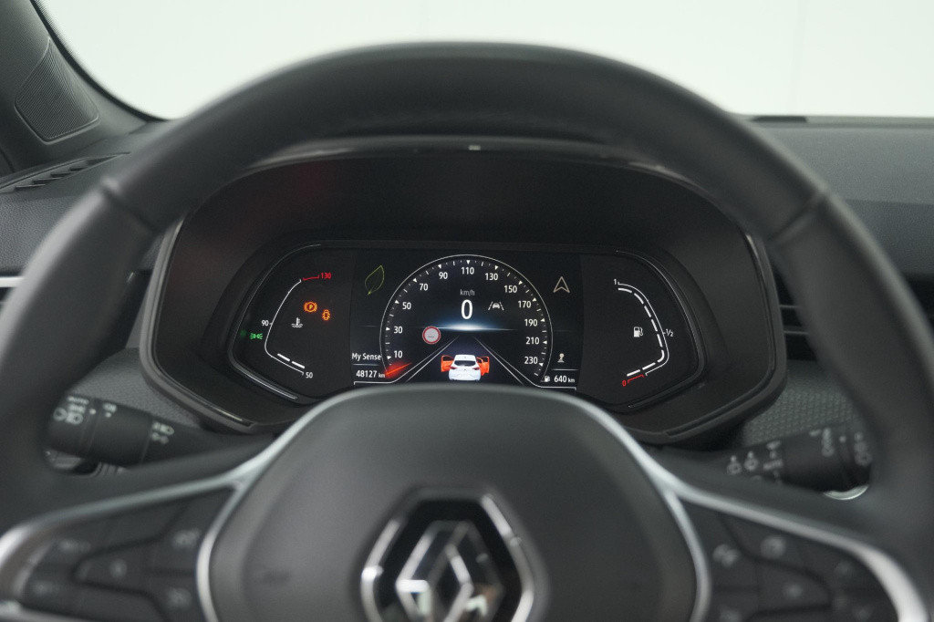 Renault Clio tce 90 techno | camera | 9.3 inch scherm | apple carplay | par