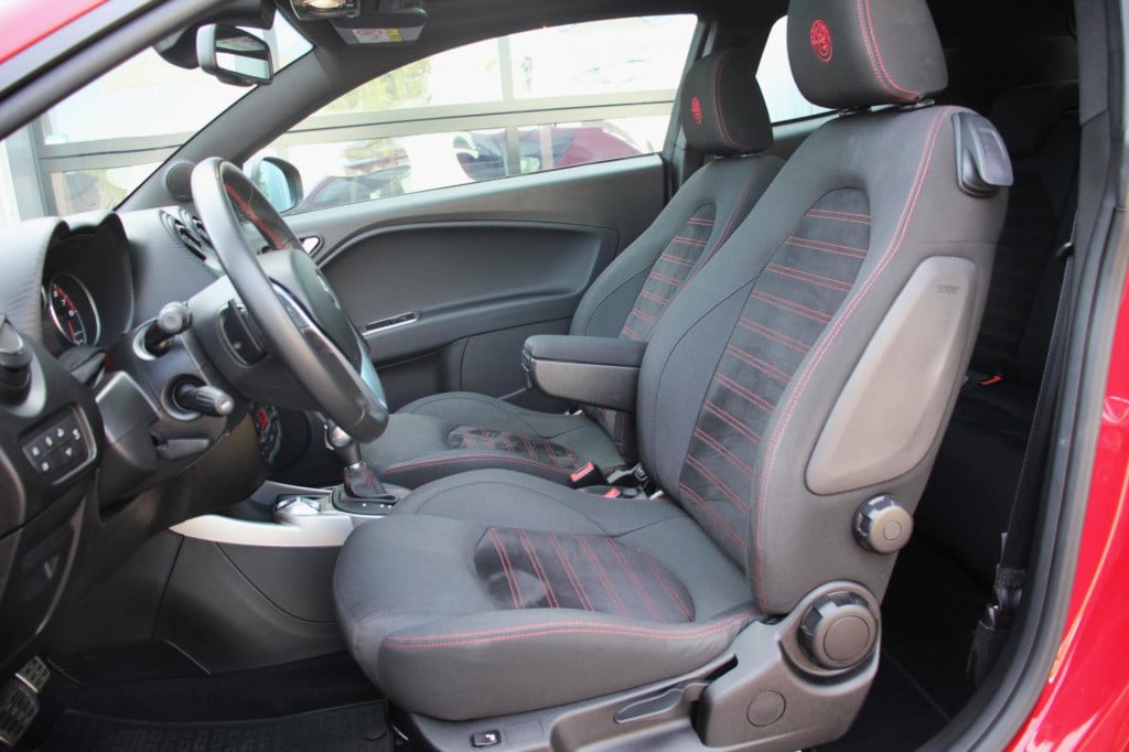 Alfa Romeo MiTo 1.4 t multiair turbo veloce 170pk tct - rosso alfa - dab - 