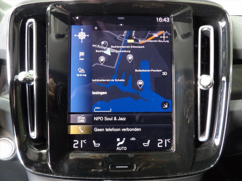 Volvo XC40 t5 plug-in hybrid 262pk aut plus dark