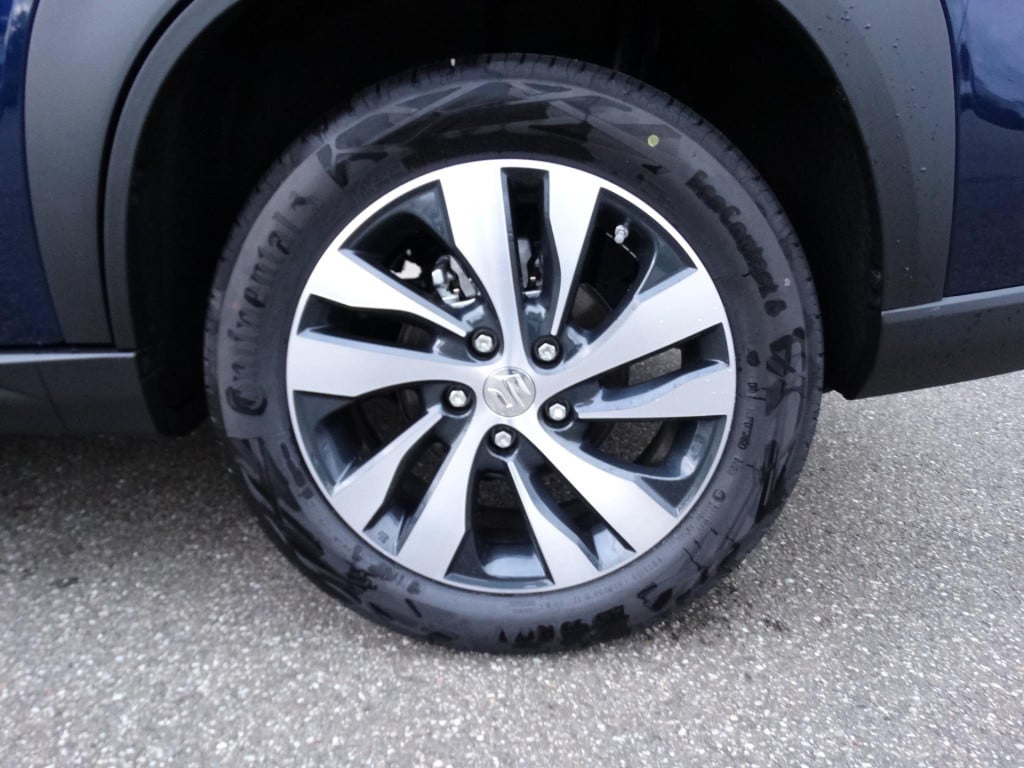 Suzuki Sx4 S-cross 1.4 boosterjet style smart hybrid €2500 suv deals
