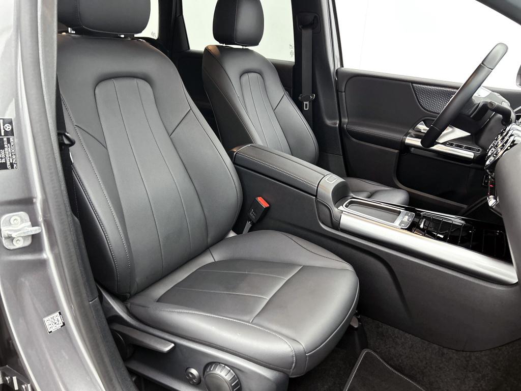 Mercedes-Benz B-Klasse 180 business line | elektrisch bedienbare achterklep