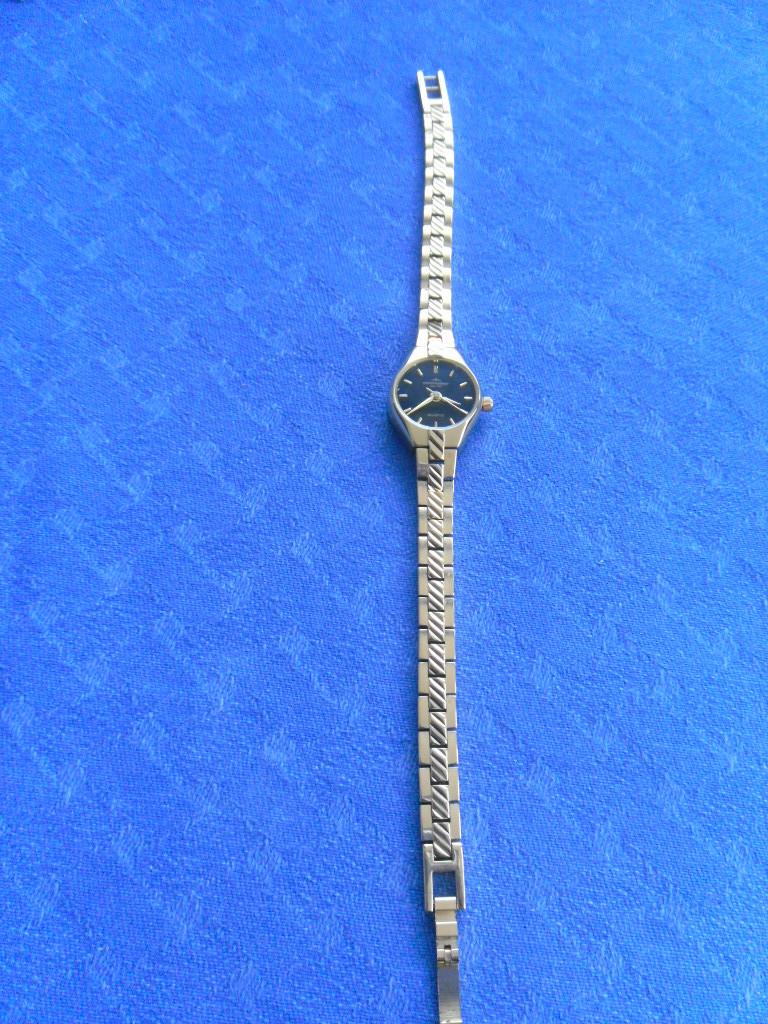 DAMES HORLOGE COMMODOOR NIEUW [ ZONDER BATTERIJ ]