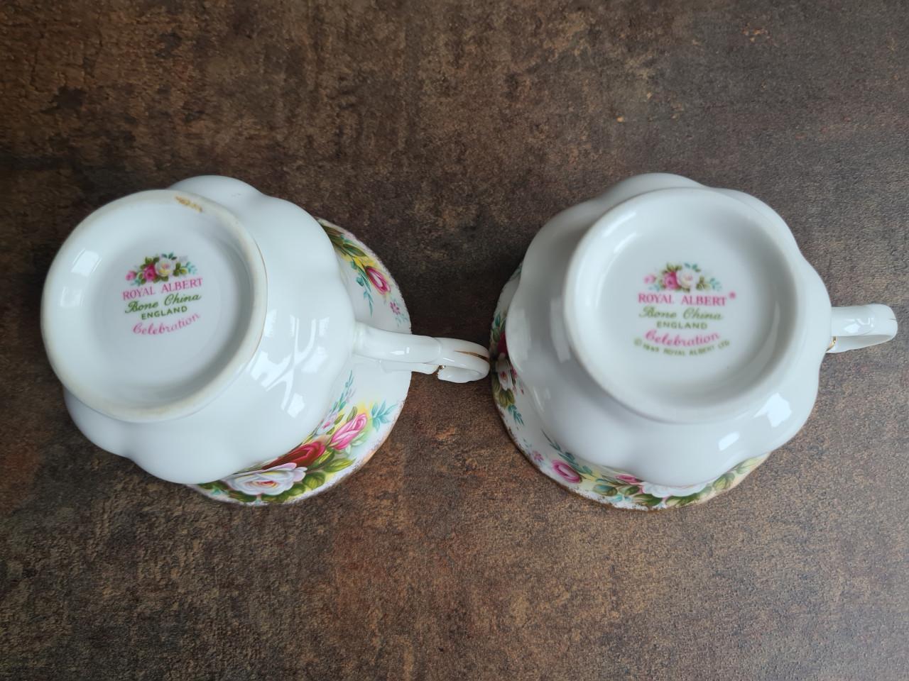 2 Royal Albert Old Country Roses kop en schotel