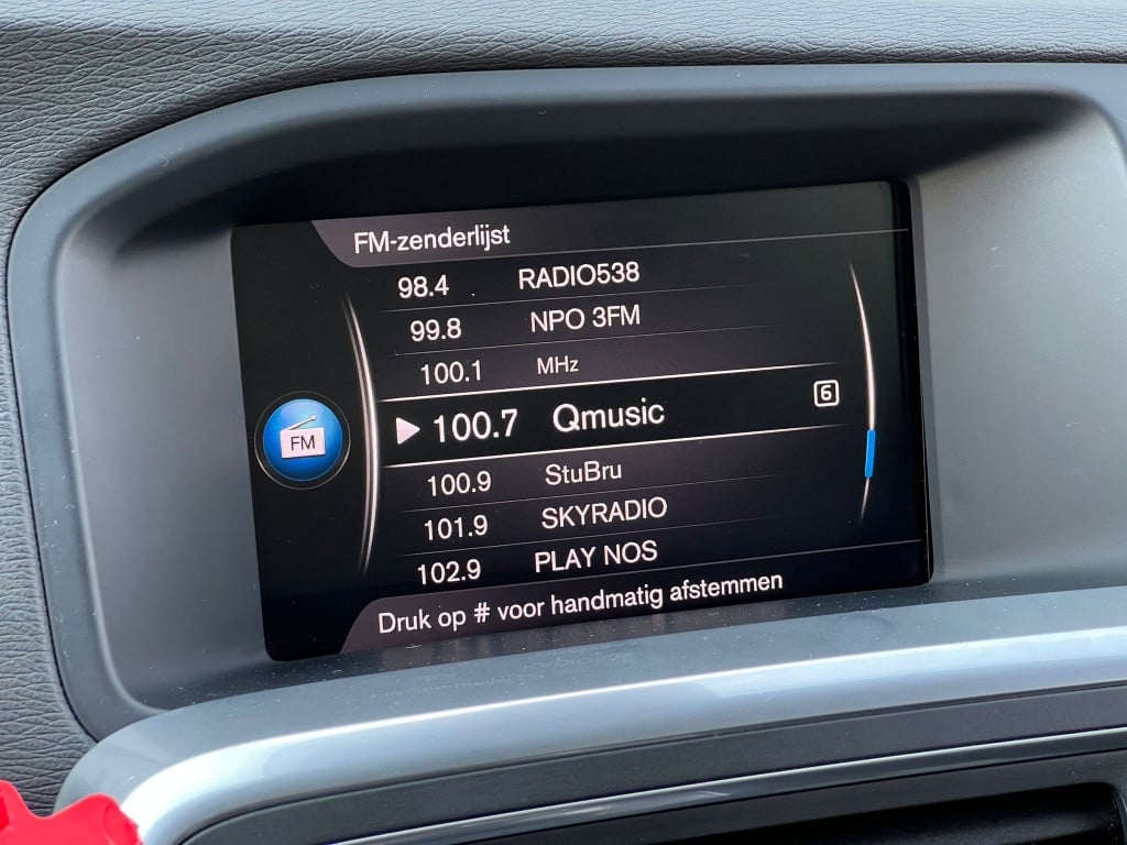 Volvo V60 t3 153pk dynamic ed| navi| climate| stoel.verw| pdc