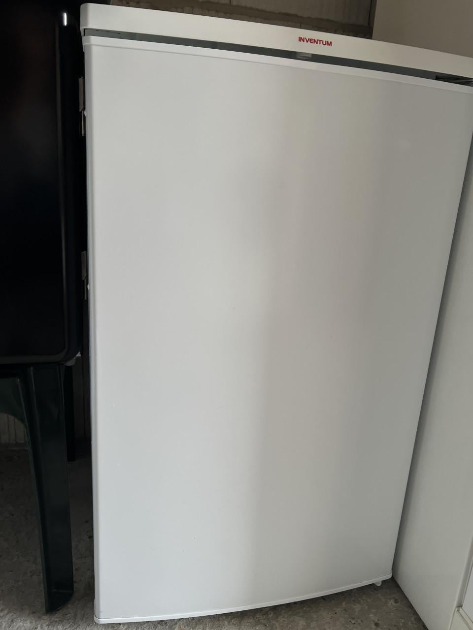 3 maanden gebruikte vrieskast 85x50 cm. Vriezer inhoud 70 liter klasse A++