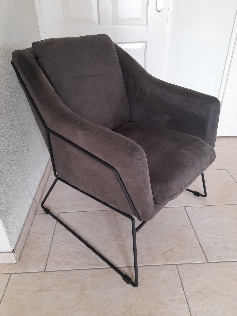Leuke  Fauteuil  ( in goede staat )  Kleur  grijs / groen