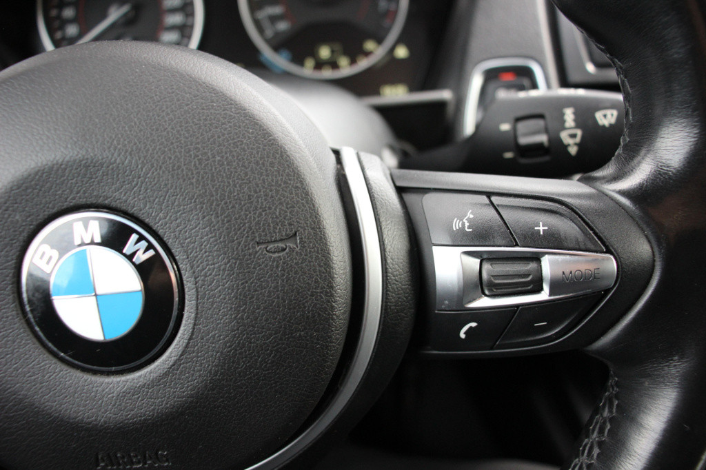 BMW 1 Serie 116i executive m-sport | 210pk | kleppensysteem