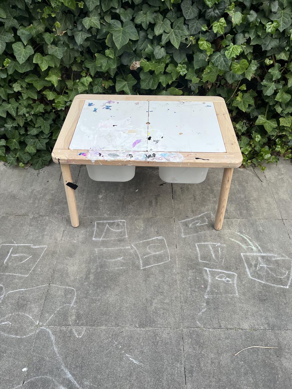 Tafeltje GRATIS AFHALEN