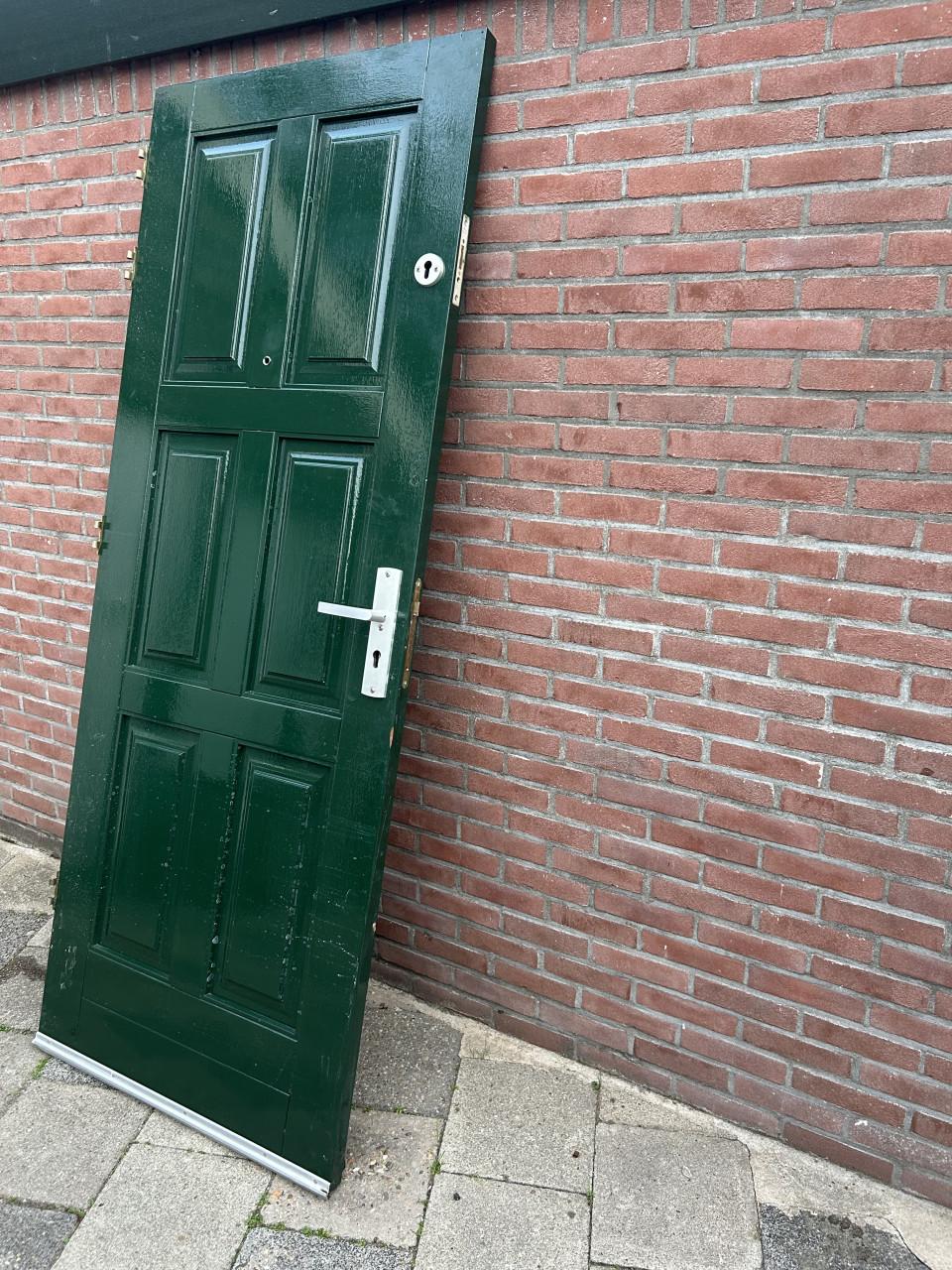 Voordeur (D)