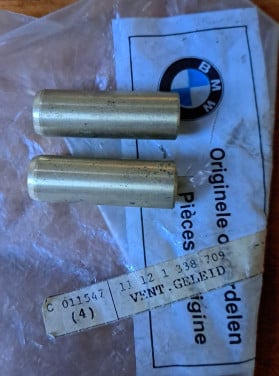 BMW klepgeleiders R45 R45T R65 R65T 11121338709 NIEUW