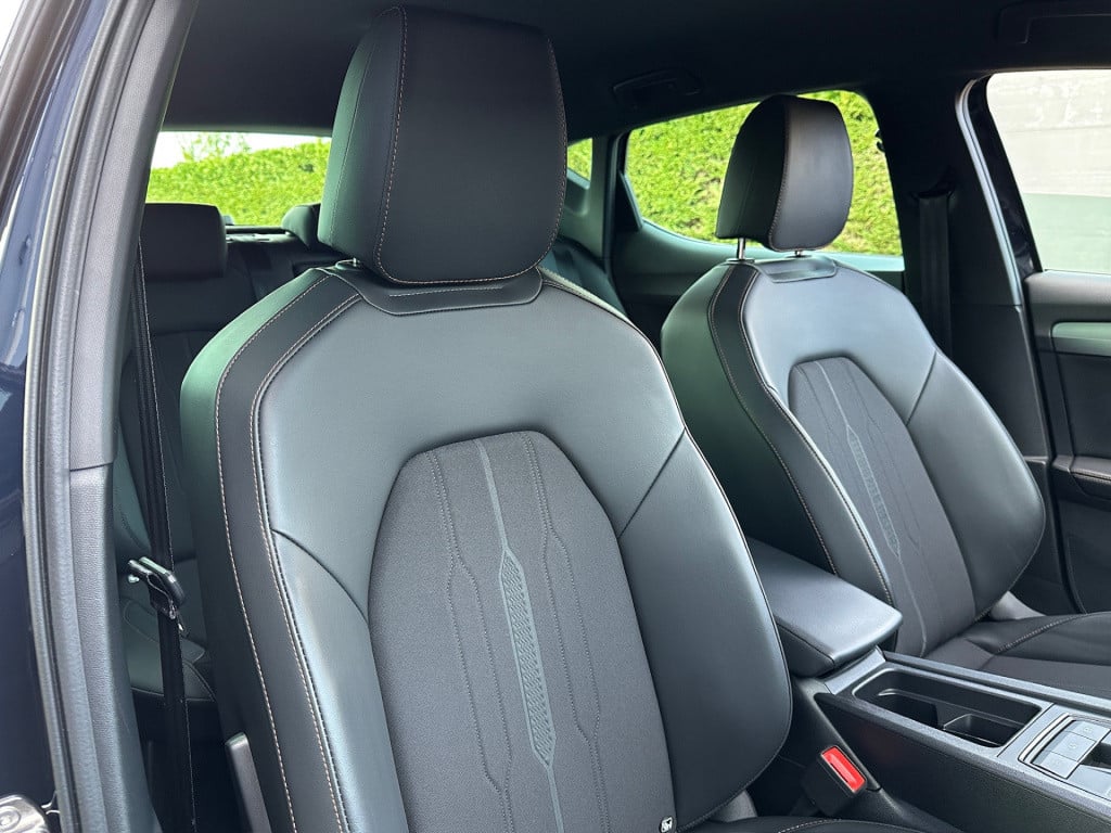 Cupra Leon 1.5 etsi 150pk dsg | camera | led | navi | 18 inch | rijklaar in