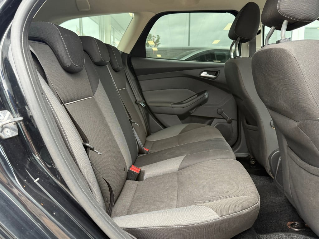 Ford Focus wagon 1.0 ecoboost lease trend