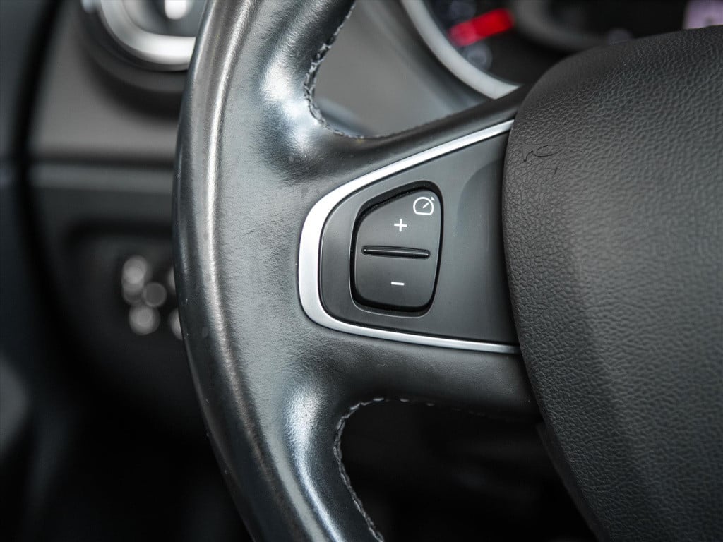 Renault Captur tce 150 intens | automaat | parkeer sensor | panodak | navi 