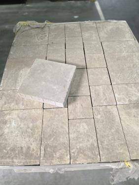 Betonklinkers in wildverband, ca 7.5 m2