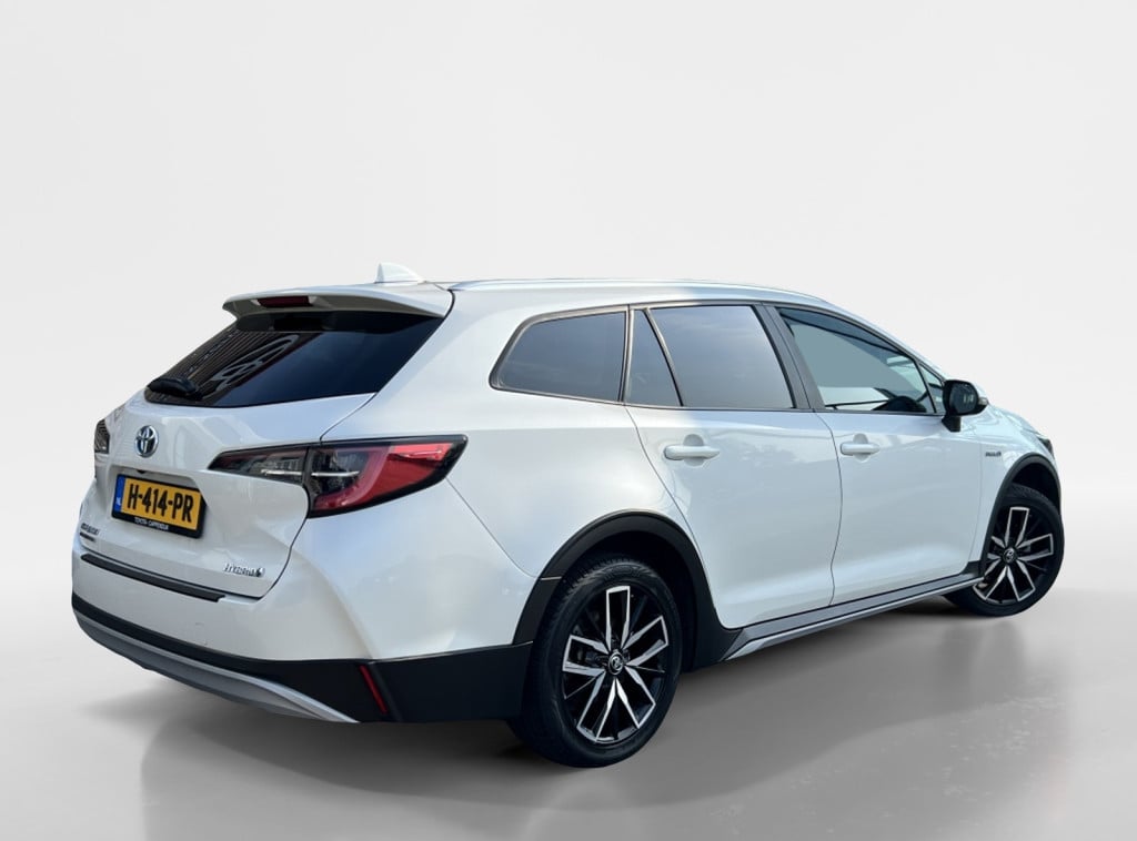 Toyota Corolla Touring Sports 1.8 hybrid trek