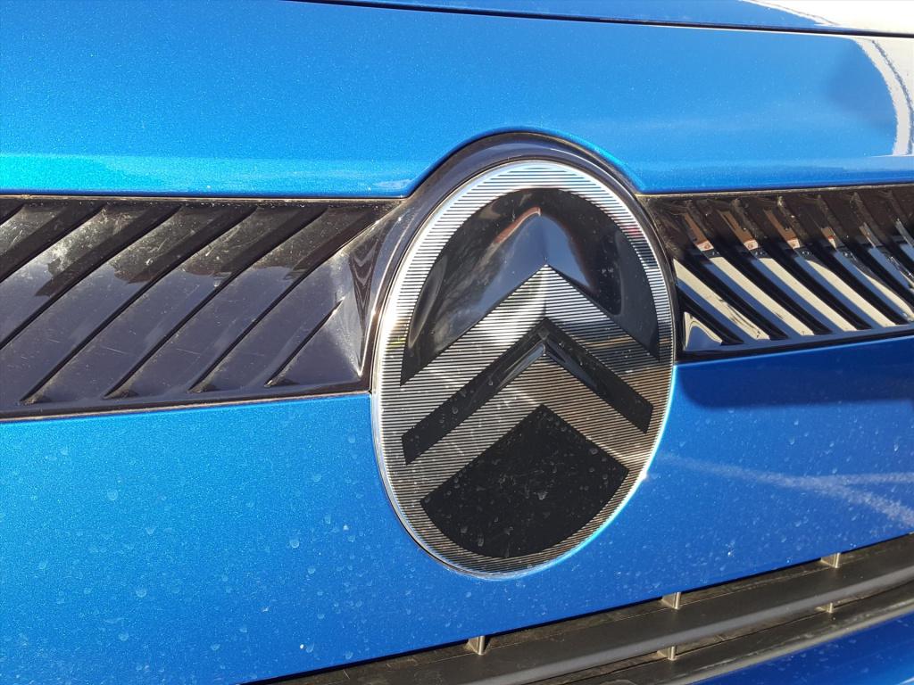 Citroen C3 new 1.2 100pk max zwart-dak apple carplay & android auto | navig