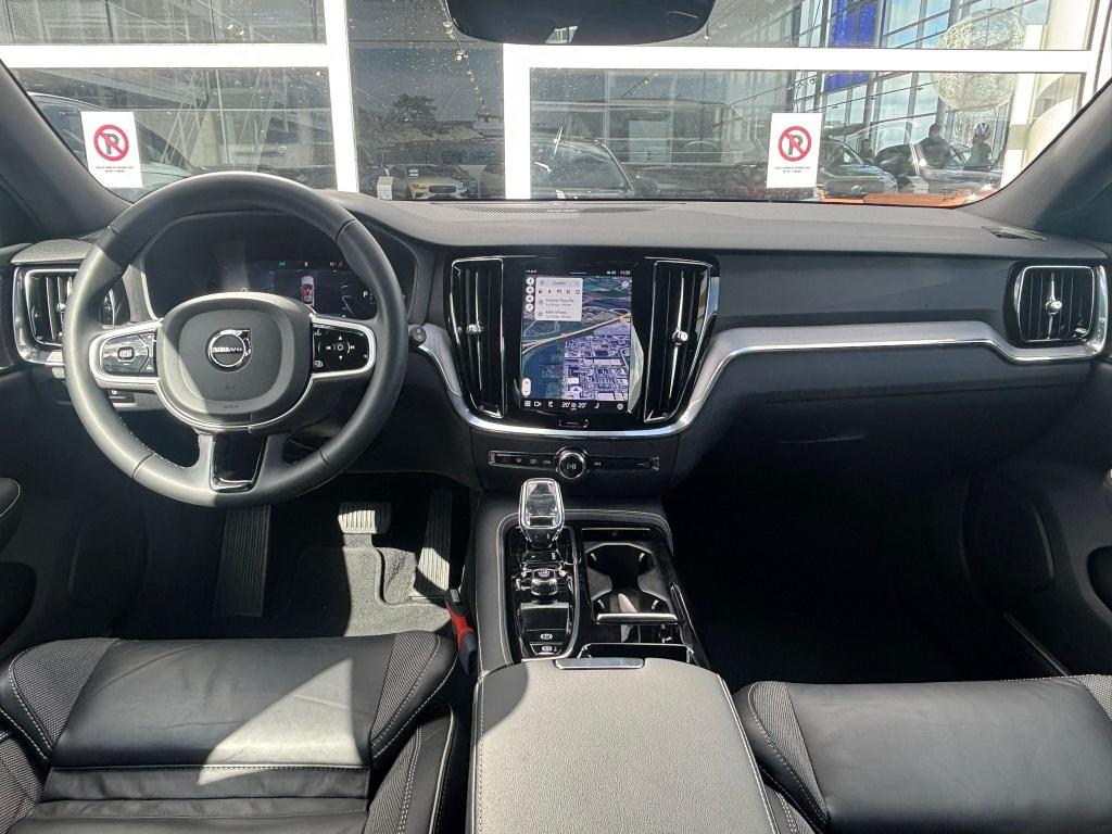 Volvo V60 t6 398pk recharge plus dark| adap.cruise| trekhaak| 360 camera