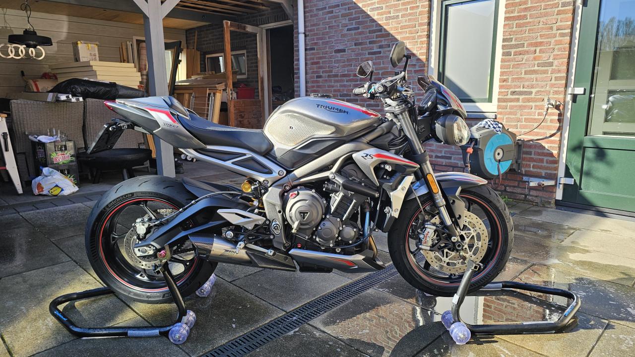 Triumph street triple 765 rs