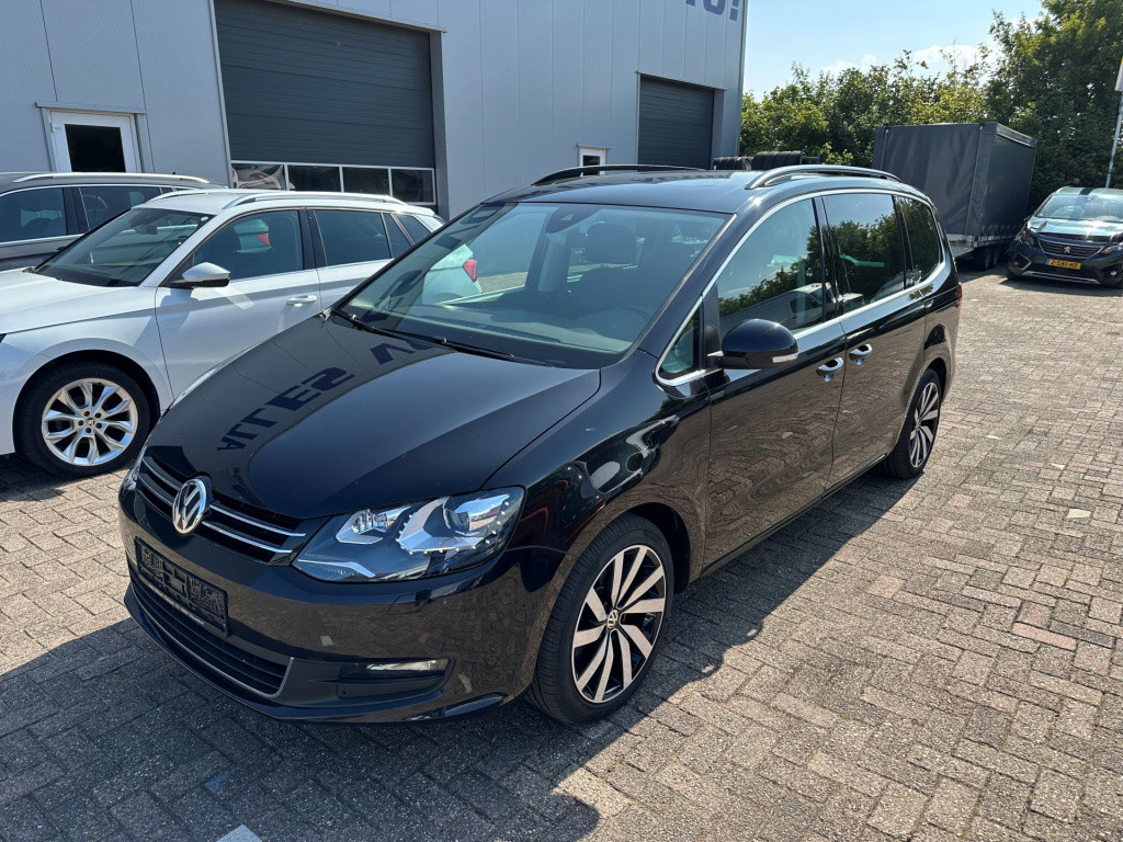 Volkswagen Sharan 7p 1.4 tsi 150pk dsg highline | elektrische schuifdeuren