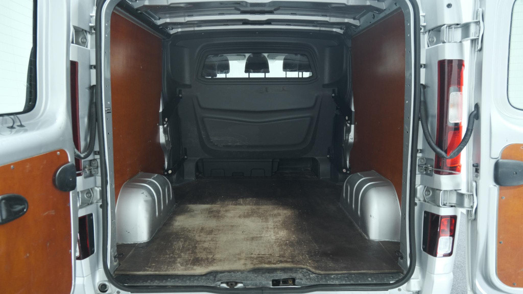 Renault Trafic 2.0 dci 170 t29 l2h1 dc comfort | navi | trekhaak | camera |