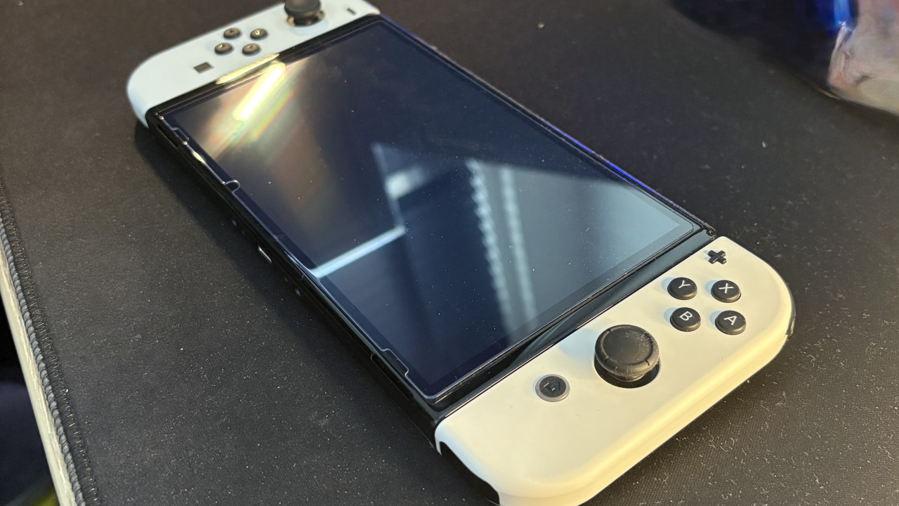 Nintendo Switch OLED – Puntgaaf & Stralend in Wit!