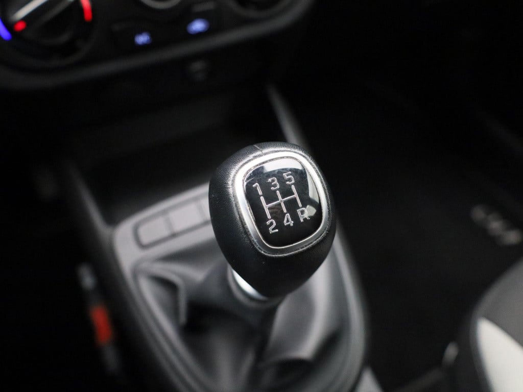 Hyundai I 10 1.0 comfort | airco | dab | cruise control | apple carplay