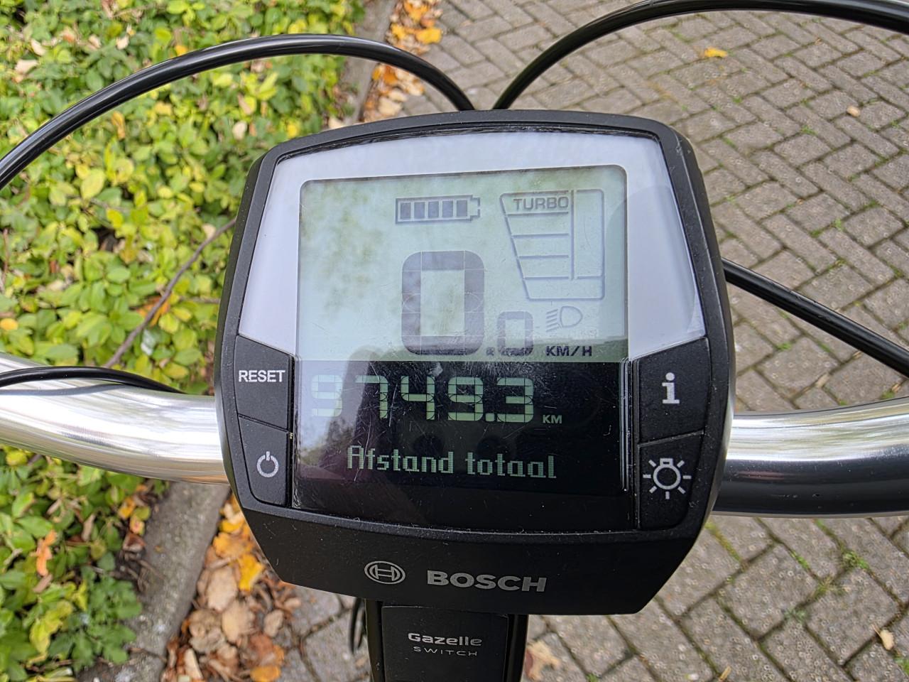 Schitterende Gazelle Orange met Bosch middenmotor