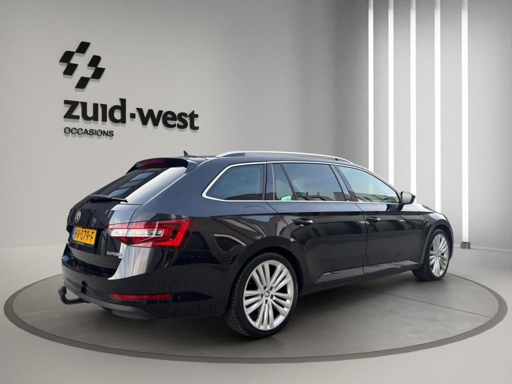Skoda Superb combi 1.6 tdi style business automaat memory camera