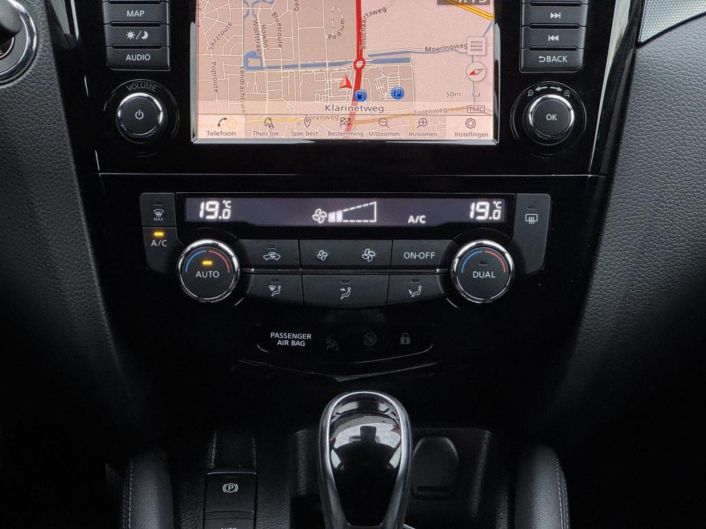 Nissan Qashqai 1.3 dig-t premium edition automaat incl. trekhaak!